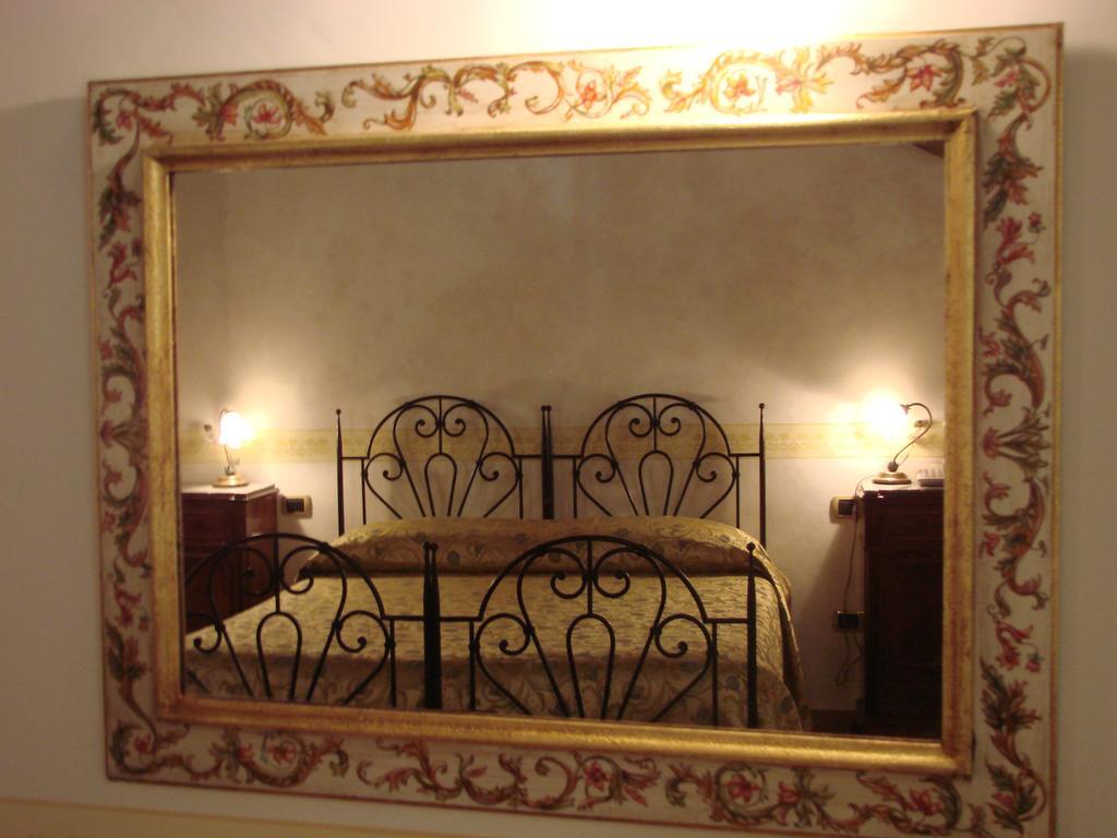 Hotel Palazzo Brunamonti Беванья Екстер'єр фото