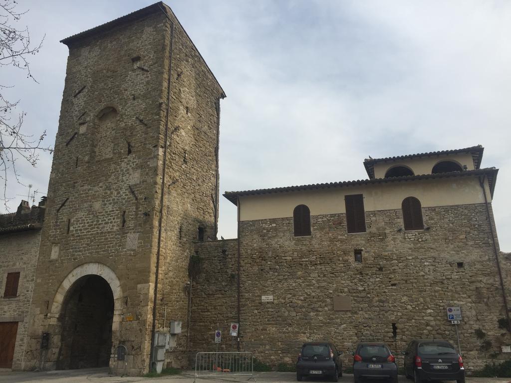 Hotel Palazzo Brunamonti Беванья Екстер'єр фото