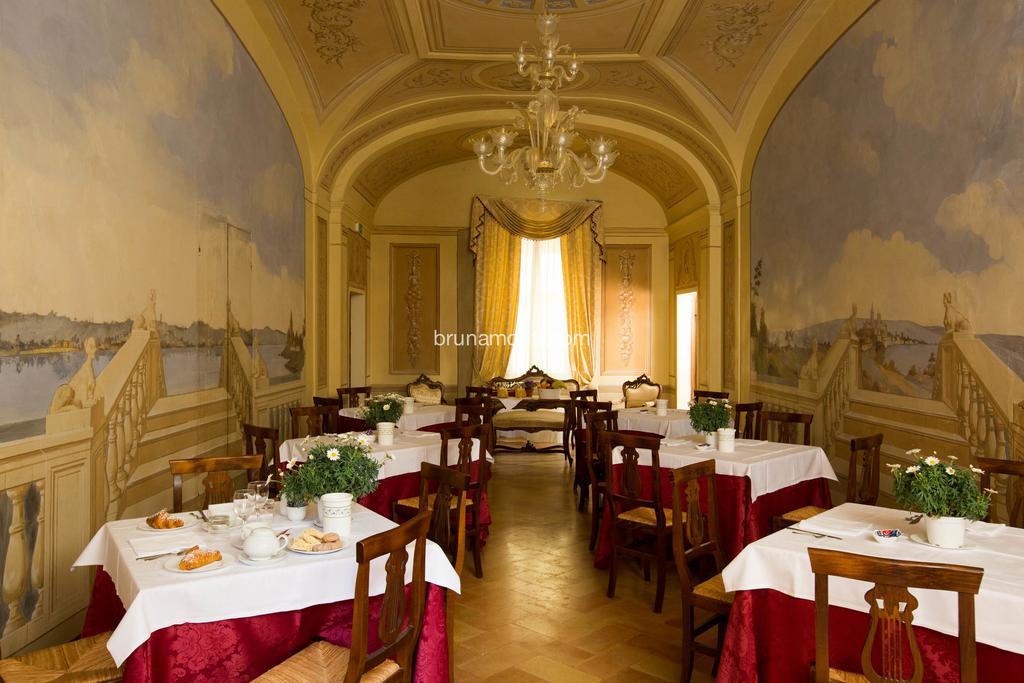 Hotel Palazzo Brunamonti Беванья Екстер'єр фото